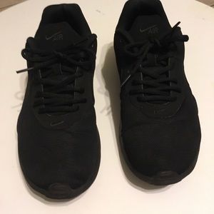 Nike Air Max “OKETO” shoes